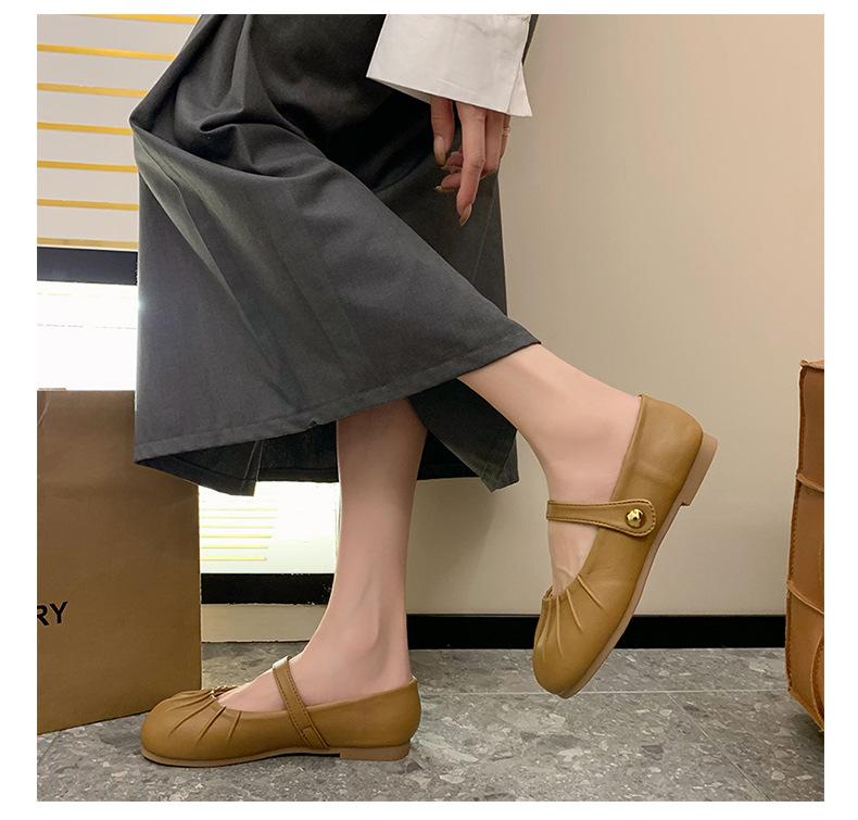 Fashion 2025 Word with Soft-soled Doudou Shoes Commuting Not Tired Feet Boutique Fashion Women's Shoes