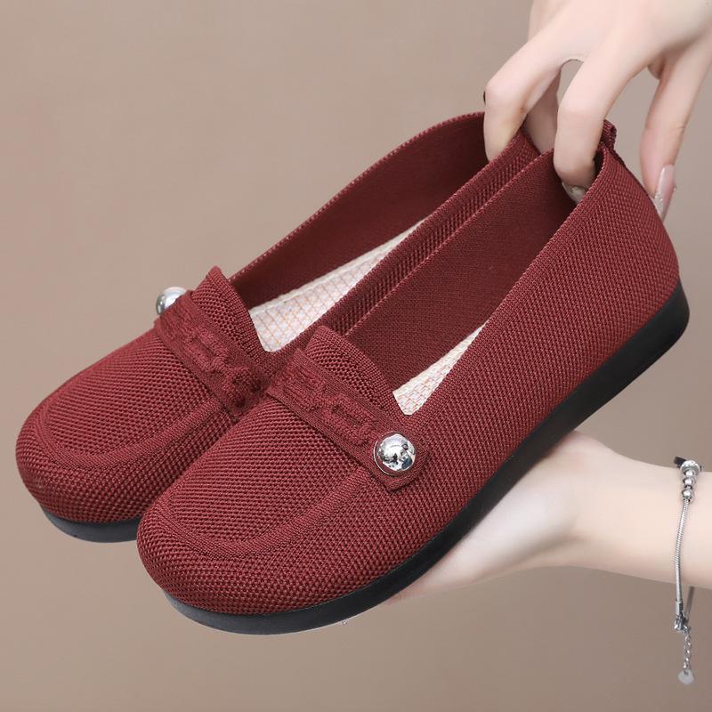 

Old Beijing cloth shoes women s single shoes flying woven surface comfortable and breathable leap month mother shoes soft sole non-slip middle-aged an 40 красный