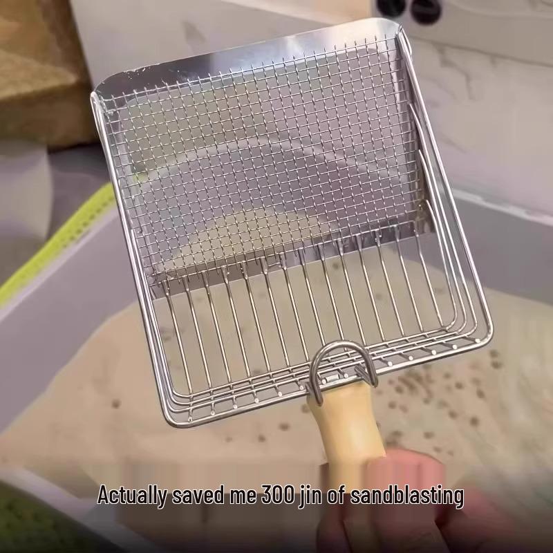 Dual-Purpose Metal Mesh Cat Litter Scoop: Essential Tool for Efficient Cleaning.