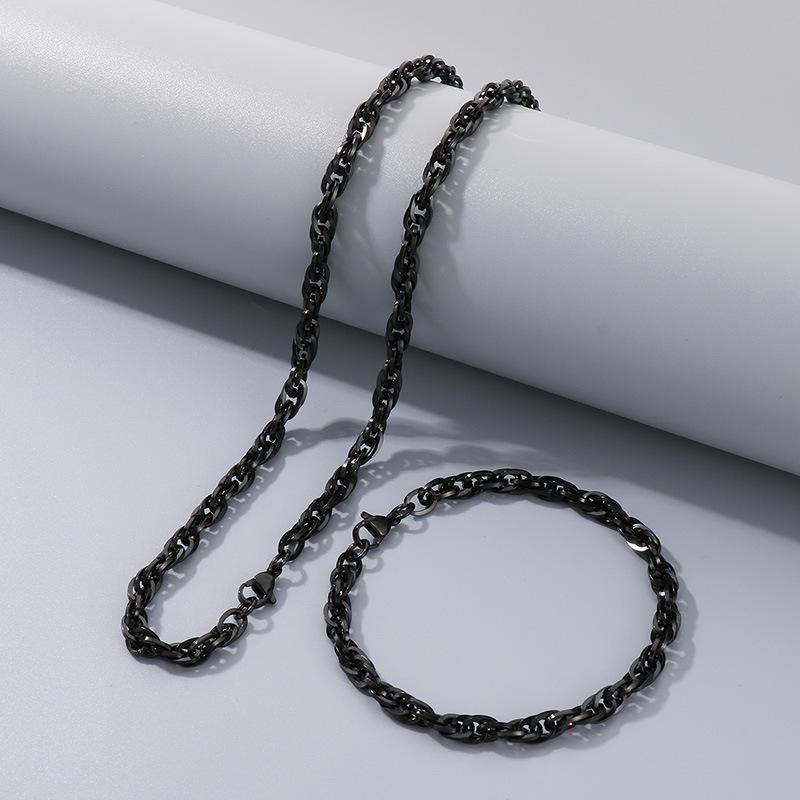 Commuter Plain Chain, Trendy Nightclub Multi-Size Plain Weave Twist Chain, Titanium Steel Men'S And Women'S Necklace.