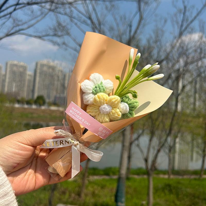 Mini Crochet Flower Bouquet Puff Flowers Hand Knitted Puff Flower Mother's Day Gift Finished Crochet Flower Artificial Decor