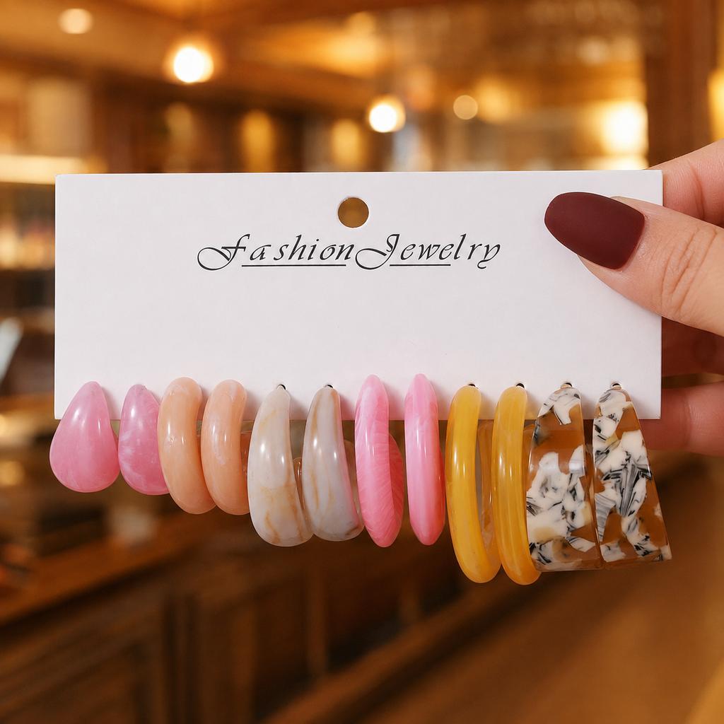 Color C-shaped acrylic earrings, European and American fashion personalized leopard print creative resin jewelry set