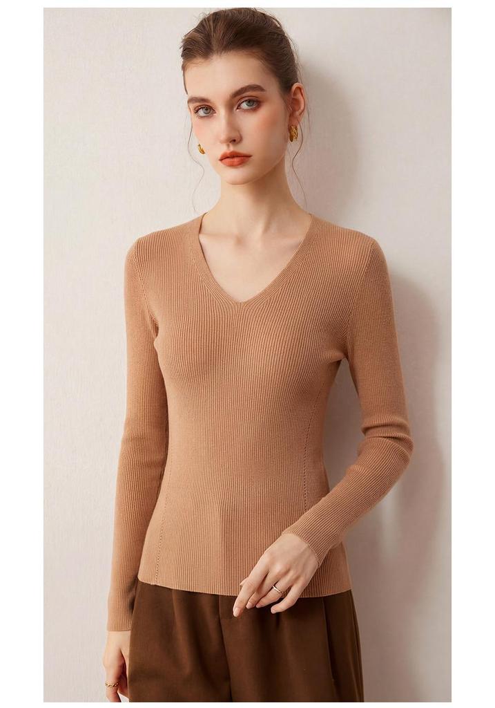 Women's Cross V-Neck Striped Wool Knit Pullover, Slim-Fit Base Layer for Autumn/Winter