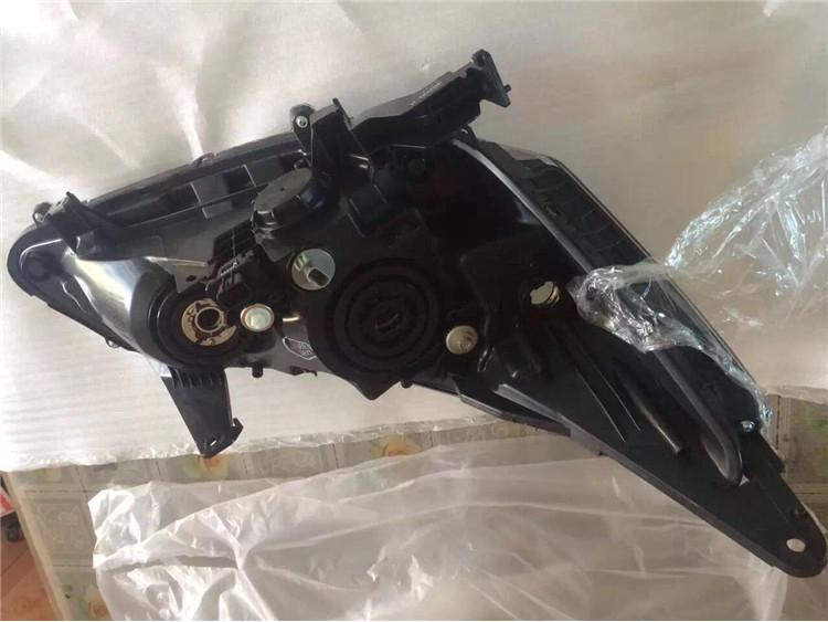 Headlight Assembly for 2014-2015 Ninth-Generation Accord