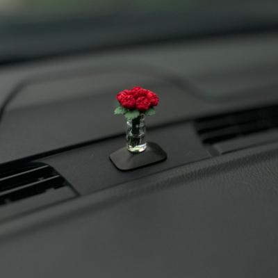 Zarte Rosen Auto Mittelkonsole Fenster Ornament Mini Süße Autozubehör Damen Auto Persönlichkeit Schöne Innendekorationen
