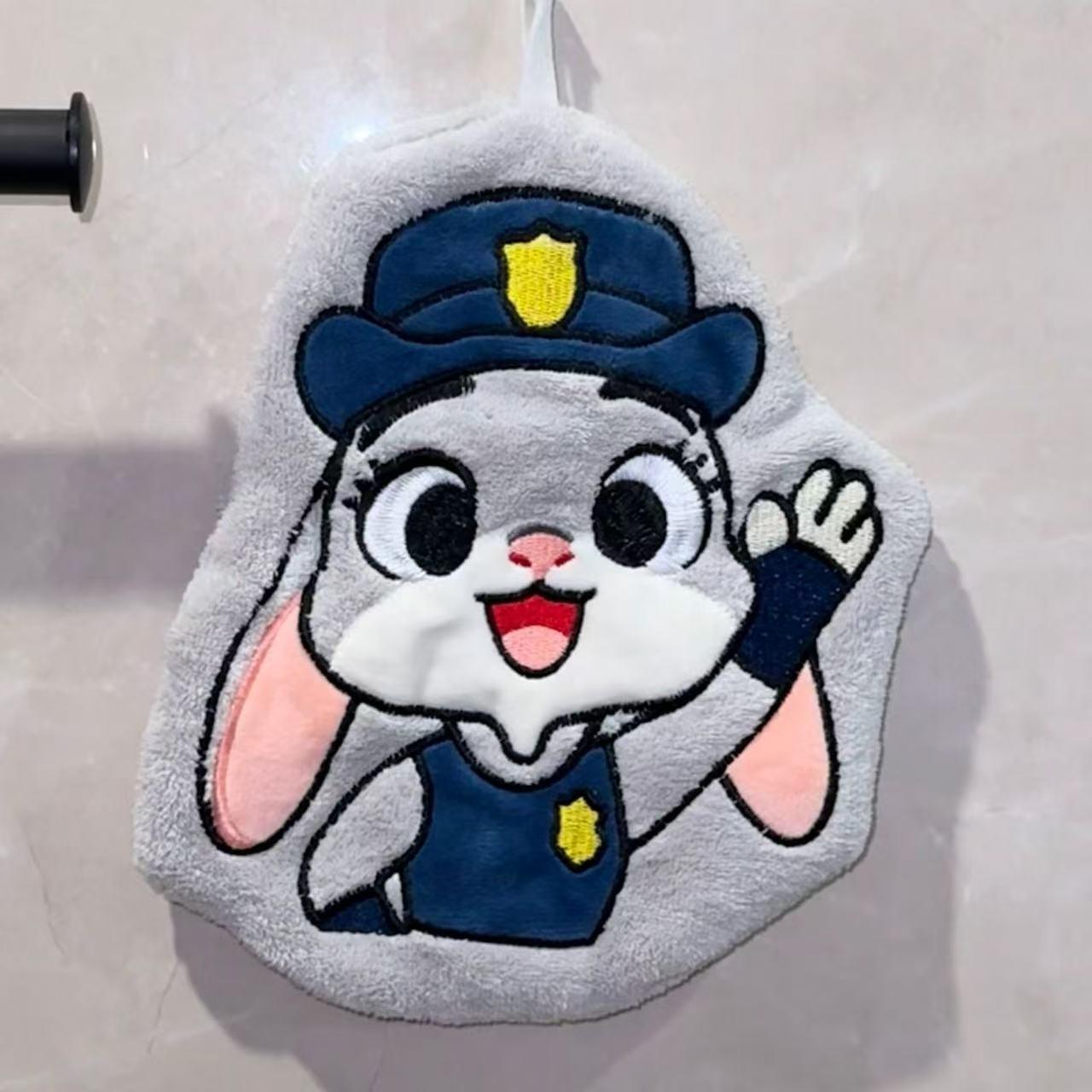 

Adorable Crazy Animals Hanging Hand Towel - Judy & Nick Absorbent Ornament for Kitchen Hygiene