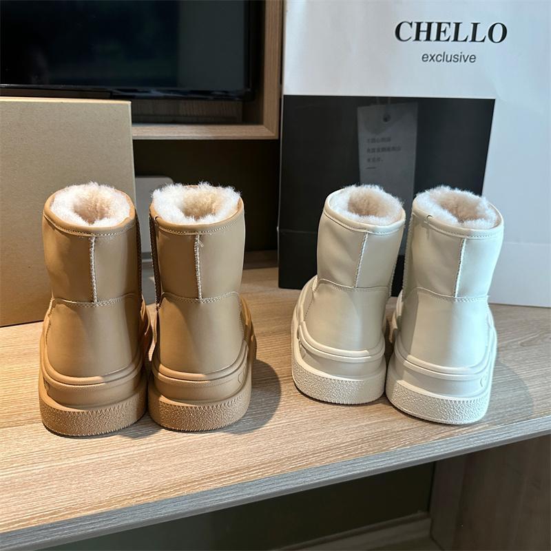 Thick-soled non-slip rubber outsole snow boots women's winter 2025 new leather versatile velvet thermal short boots