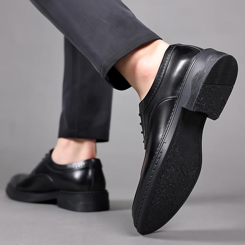 Scarpe da Uomo in Pelle Brogue Inghilterra Casual Trend Business Formale Intagliate Giovanili Scarpe da Matrimonio Più Velluto Scarpe da Uomo