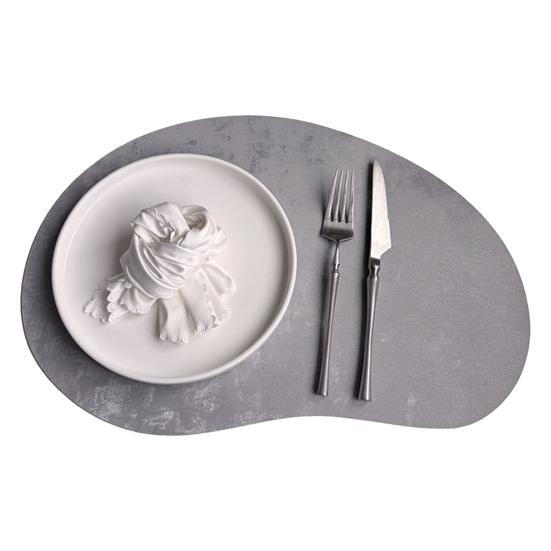 Heat Insulation Placemats, Cashew Nut Shape Pad for Dining Table, Double Side Faux Leather Table Mat for Plates, Nordic Kitchen Decor