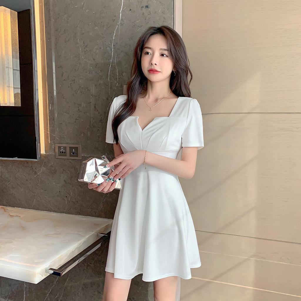 Small solid color dress women's summer new French square collar small dress waist and thin temperament short skirt