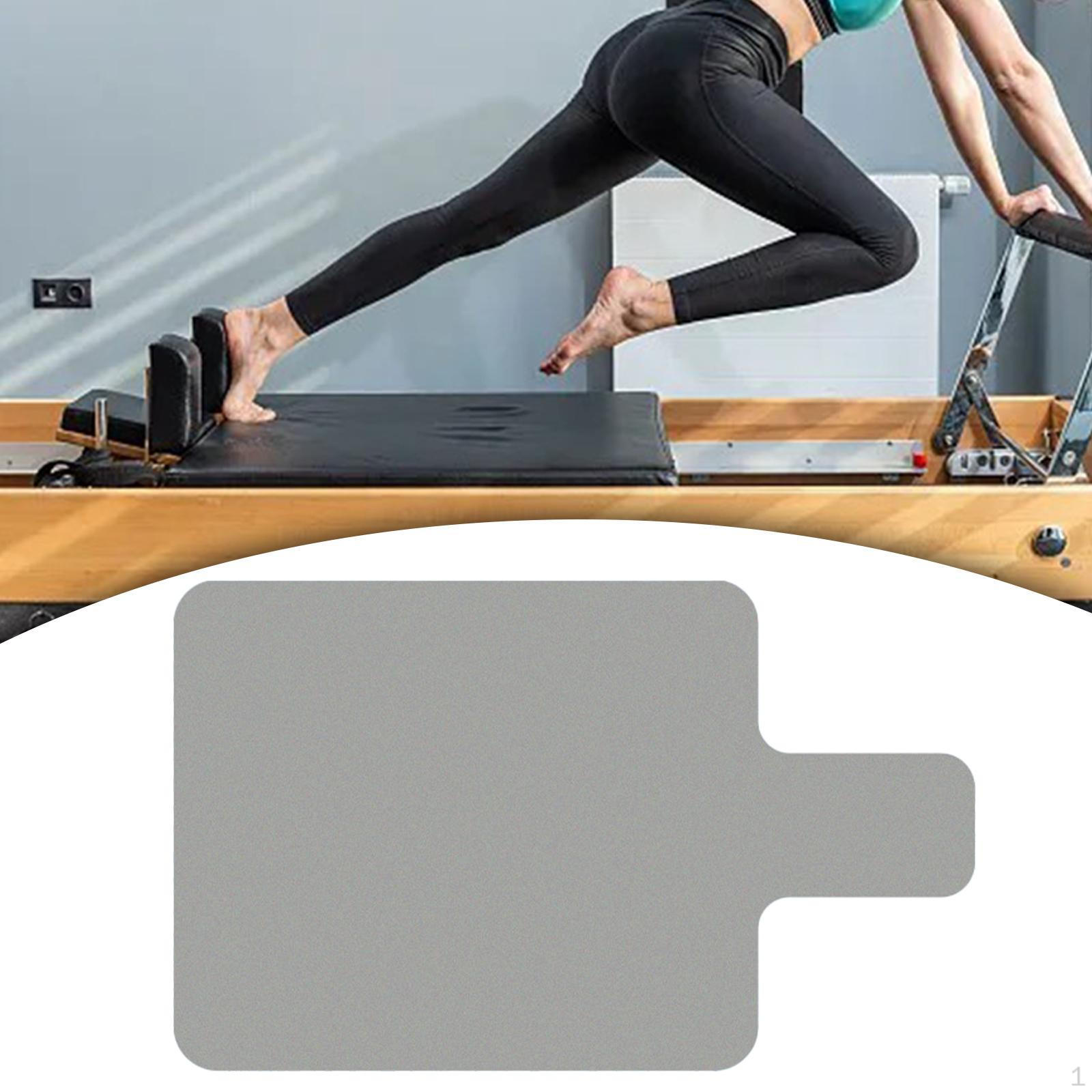 Mata do Reformera Pilates Antypoślizgowa Damska Przenośna Nakładka na Podkładkę do Ćwiczeń do Studio light w kolorze szarym