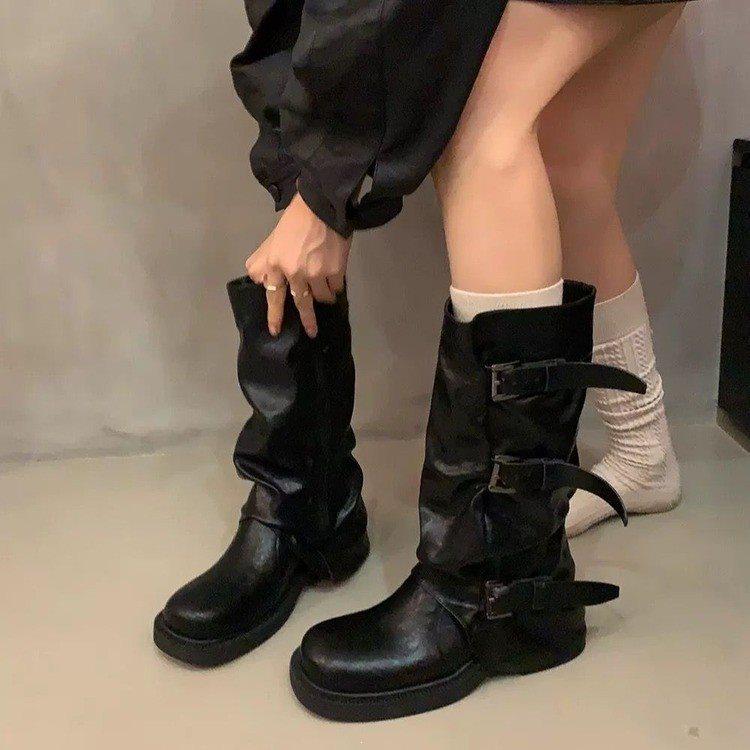 Autumn and winter belt buckle new boots boots thick heel warehouse tube belt buckle stack French retro round head Spice girl wrinkled and thin