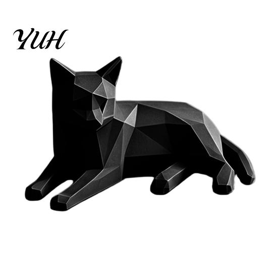 Creative Desk Accessories for Women 3D Printed Geometric Cat Figurine, Minimalist Desktop Sculpture Lovers, Figurines Nordic Style Small Animal Statue