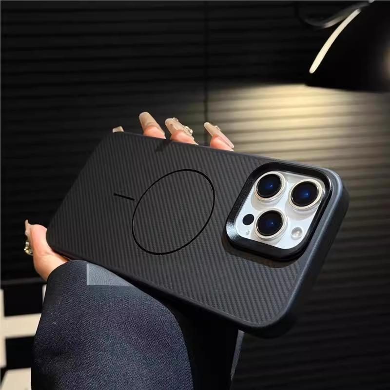 Sunset carbon fiber texture is suitable for Apple iPhone11promax thin ring magnetic mobile phone case 11 all-inclusive anti-drop.