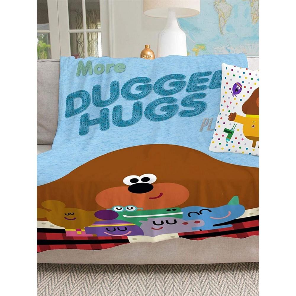 Hey Duggee Fleece Hug Blanket