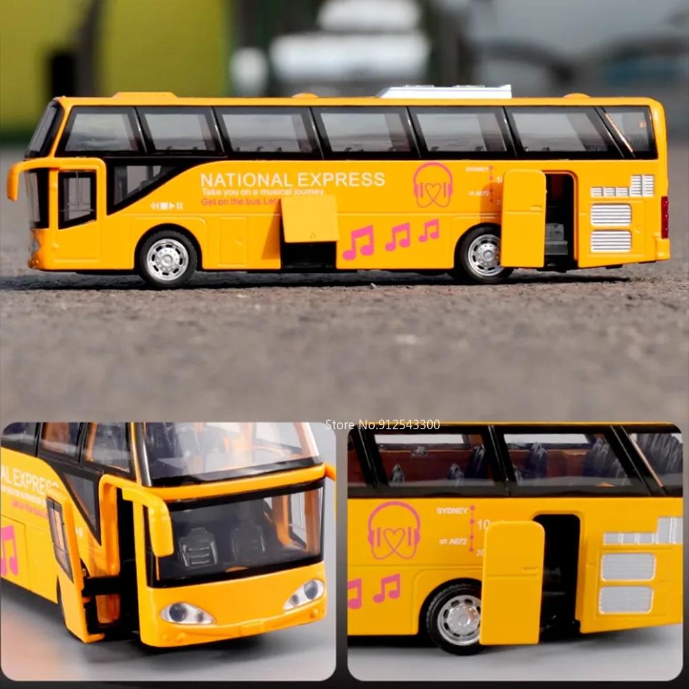 1:32 Scale Passenger Bus Model Toy Car 5 Doors Opened Alloy Diecast Sound Light Simulation Creative Toys Models Present for Boys