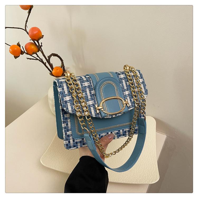 Korean Version Chic Create Patterns Pu Leather Shoulder Crossbody Bag with Gold Chain Strap Perfect for Elevating Everyday Looks