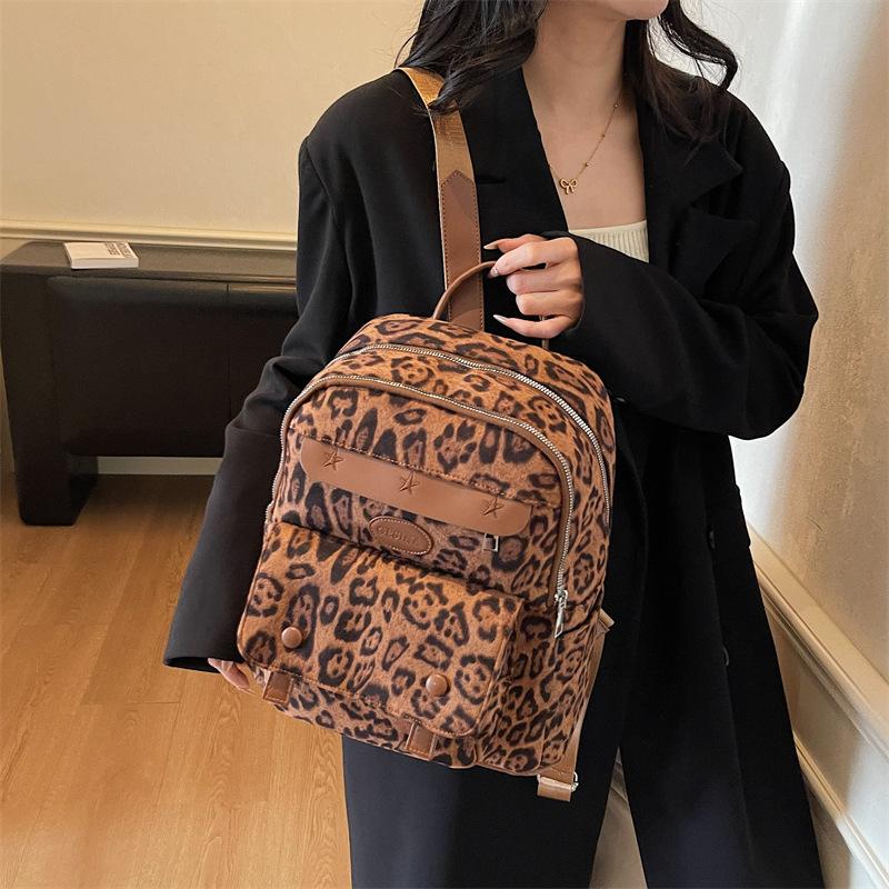 Backpack retro simple texture fashion backpack trend commuting leisure going out women's bag