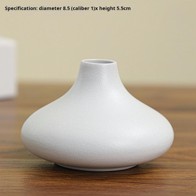 Casual White Ceramic Tabletop Vase Small Home Desktop Decoration Art Design for Flower Arrangement