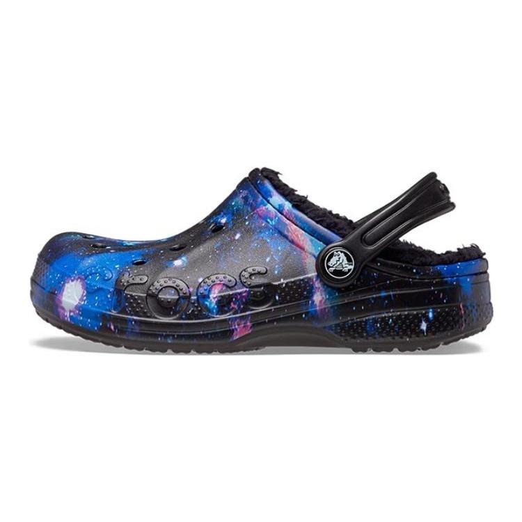 (GS) Crocs Baya Lined Fuzzy-Strap Galaxy Clogs Black Multi Kids 207654-0C4 EU 32-33