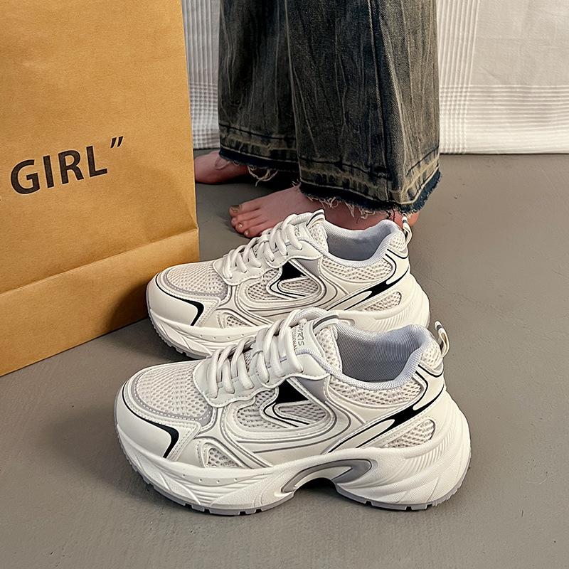 Popular Platform Dad Shoes Women's 2025 Spring New Popular Versatile Fried Street Sports Shoes Show Feet Small Women's Shoes 2116