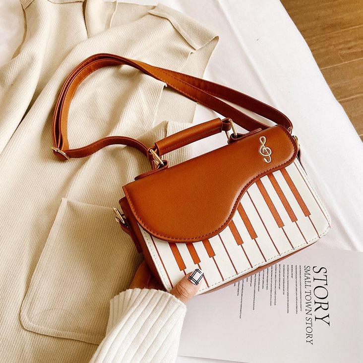 Damen Umhängetasche Piano Brown TRB 2364 Einheitsgröße