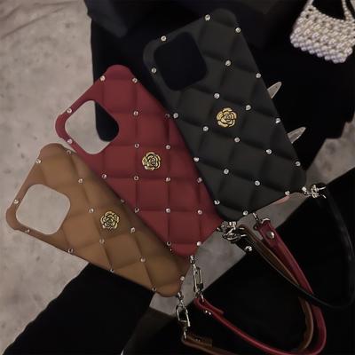 Custodia in Silicone Floreale di Design con Diamanti Scintillanti di Lusso per iPhone 16 Pro Max 15 14 13 12 Pro Copertura con Cinturino a Catena Lucida Porta Telefono