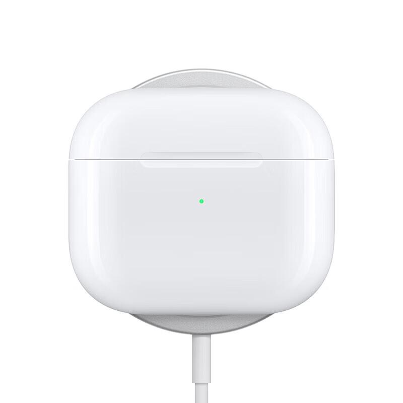 Apple AirPods (3rd Gen) with MagSafe Charging Case