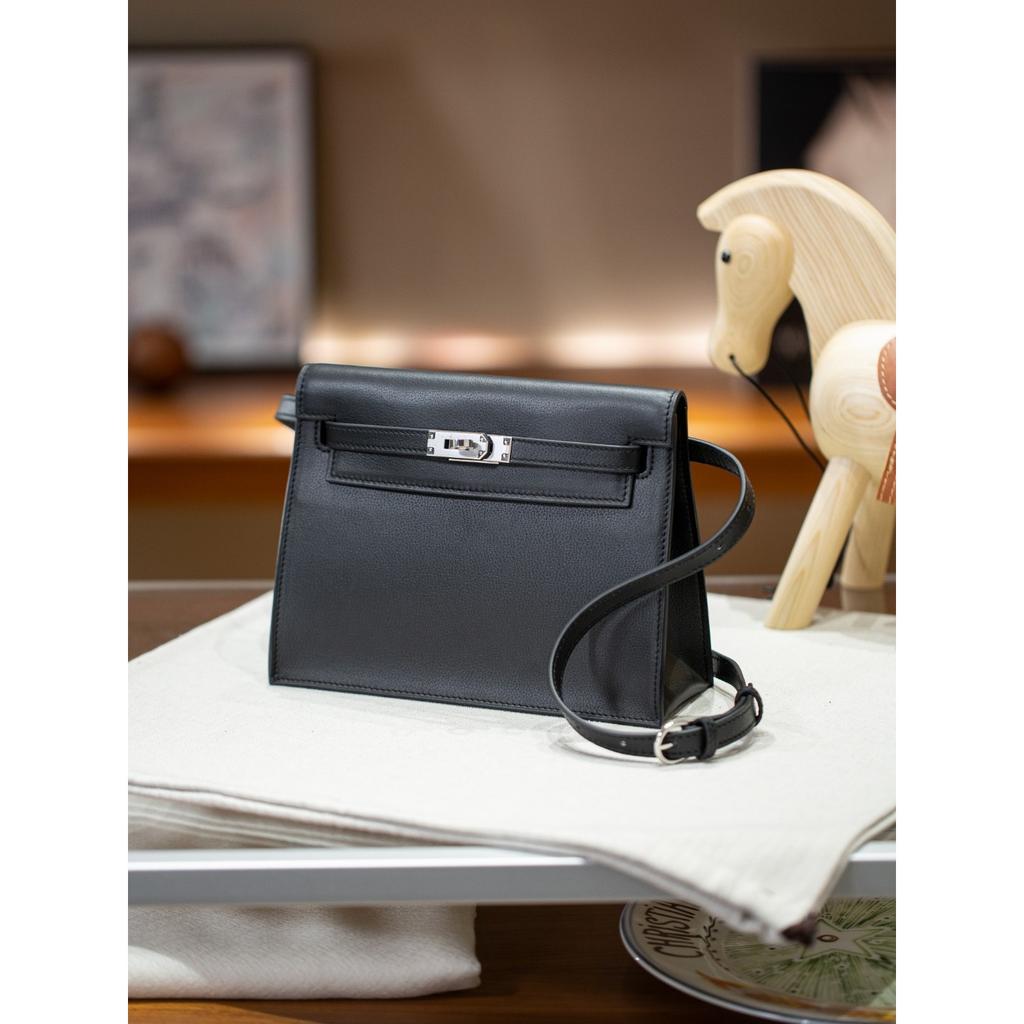 Bag dancing foreskin leather steel hardware single shoulder crossbody women's bag