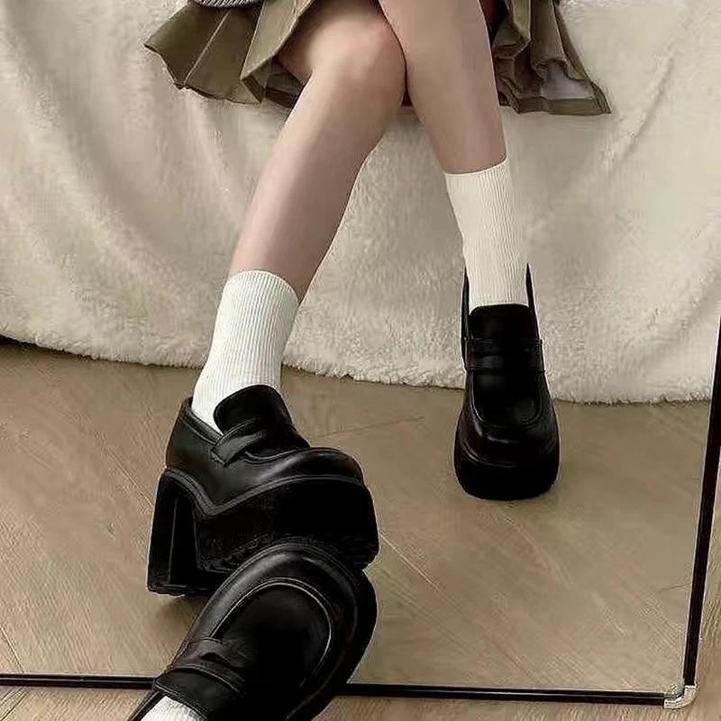 Damskie platformy mokasyny ze skóry PU Gotyckie Czarne Grube Wysokie Obcasy Czółenka Styl Preppy Buty do Uniformu JK