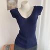 Damen Strick-T-Shirt im koreanischen Stil, Slim Fit, tiefer V-Ausschnitt, kurze Ärmel