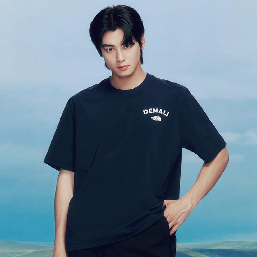 The NorTh Face Men S Ice Day Tech ShorT Sleeve T ShirT nT7uq02b NAVY/095