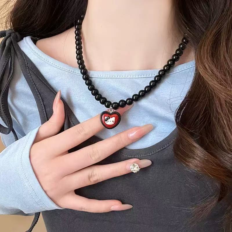 

Sweet cool wind~ retro niche design dark kitty cat cartoon cute beaded necklace collarbone chain sweater chain