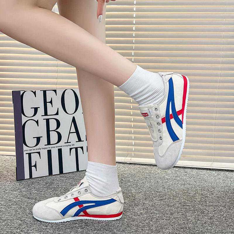 2025 Herbst kleine weiße Schuhe neue koreanische Version ins Studentinnen Plateau erhöhend Sportschuhe lässige Board-Schuhe Dad-Schuhe