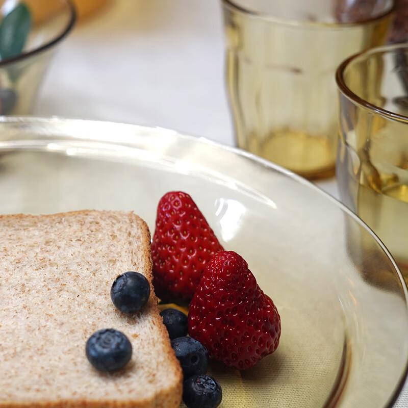 Pyrex Corning 8-Piece Heat-Resistant Glass Dinnerware Set