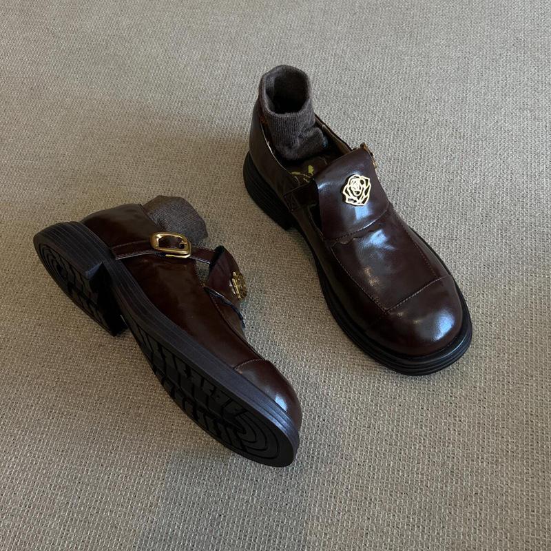 Sheepskin version! Retro style loafers dark brown round head camellia thick heel single shoes one pedal versatile small leather shoes