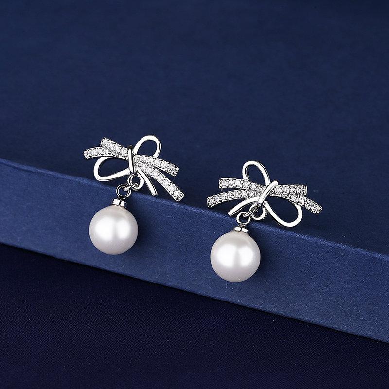 925 Sterling Silver Jewelry Women Fashion Cute Tiny Clear Crystal CZ Stud Earrings Gift for Girls Teens Lady E001