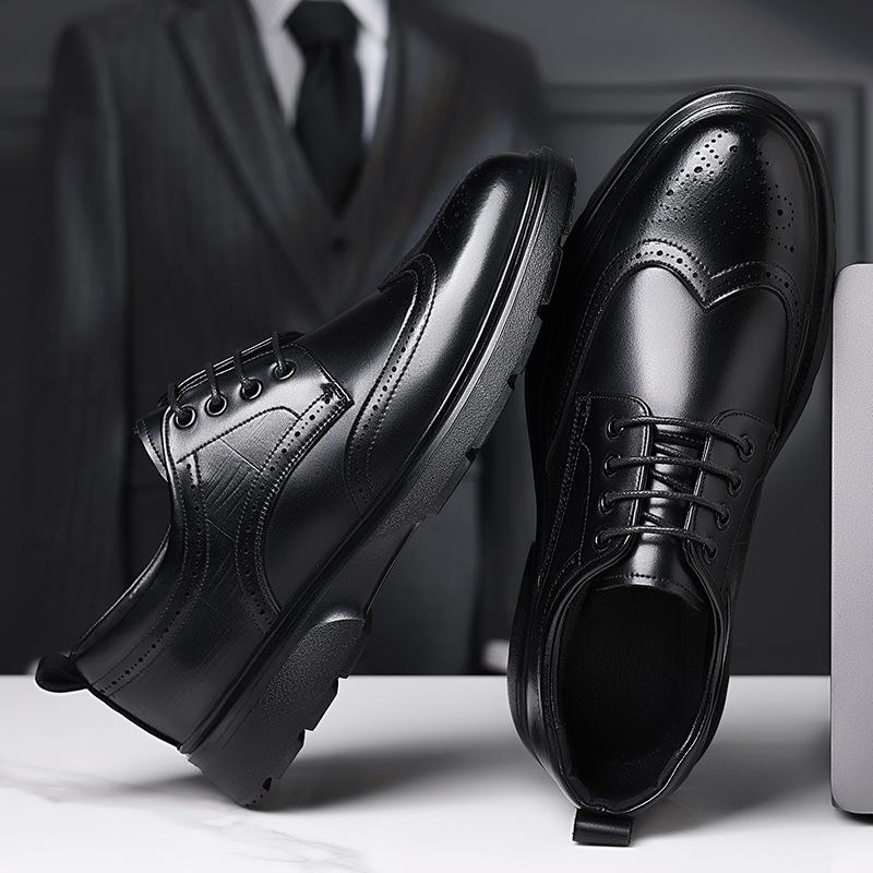 New Men's Casual Brogue Shoes Solid Color Lace Fashion Casual Platform Wedding Shoes Male Designer Business Leather Shoe Man