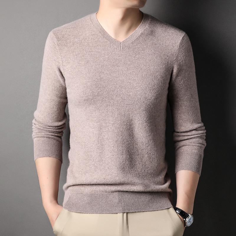 Men's High-End All-Wool Round Neck Sweater - Pure Color Knitwear for Autumn and Winter