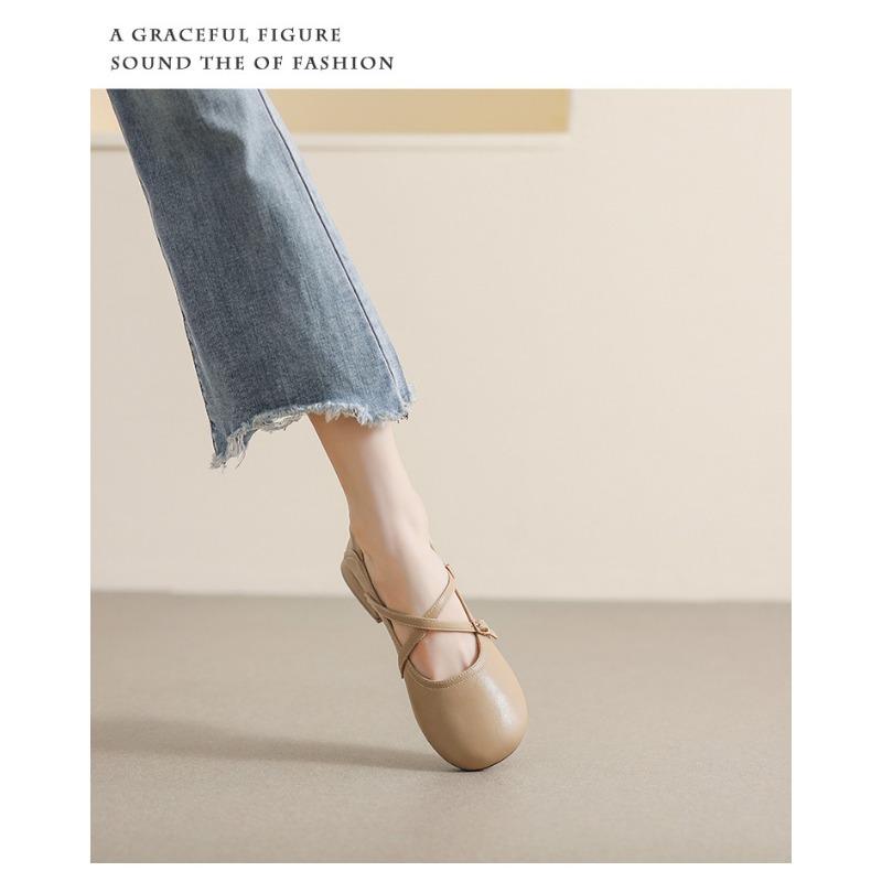 Women's soft soled thick heels round toe shoes