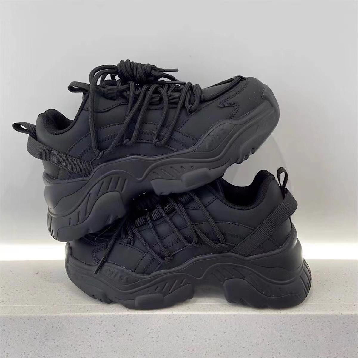 

Guochao niche graffiti thick-soled heightening dad shoes men s ins Hong Kong style casual couple versatile sports little white shoes 44