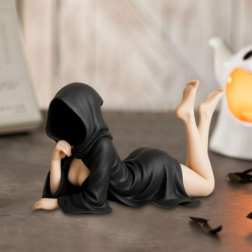 Mysterious Statue New Gothic Bookshelf Decor Black Robe Queen Figure Elegant Sitting Posture 3D Printed Statue Garden Bookshelf
