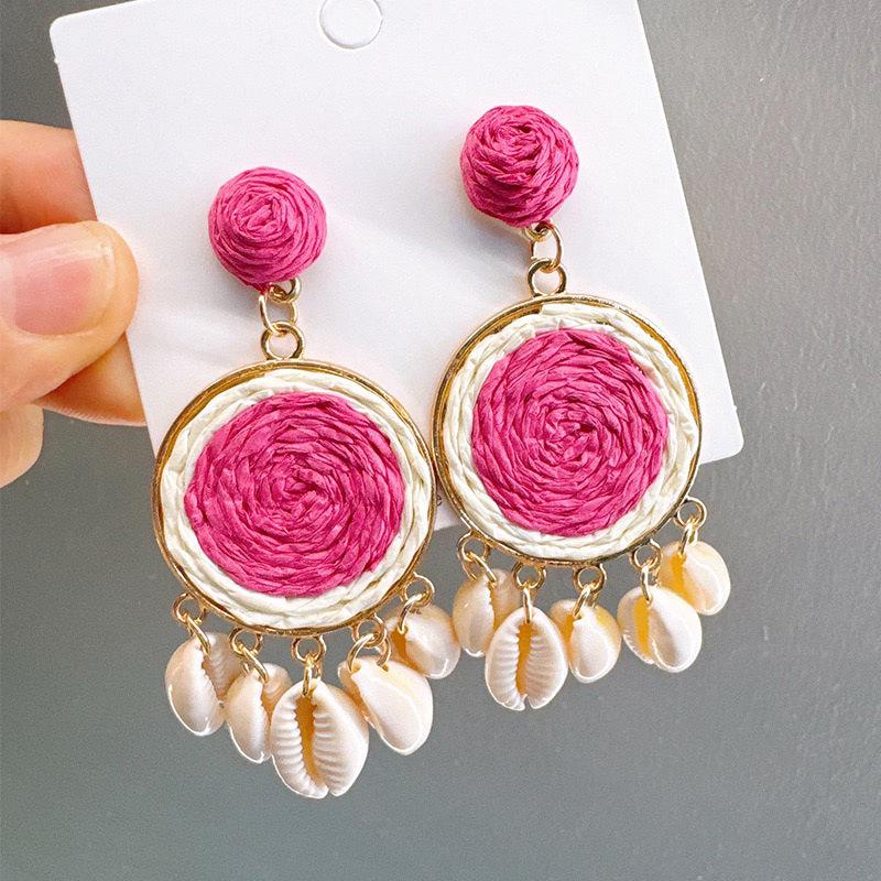 Böhmische Raffia Quaste Muschel Ohrstecker für Damen – Übertriebener High-End Resort Stil