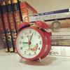 Mechanical Alarm Clock Vintage Chicken Pecking Rice Loud Children's Clockwork Desk Clock Luminous Metal Table Decoration Gift