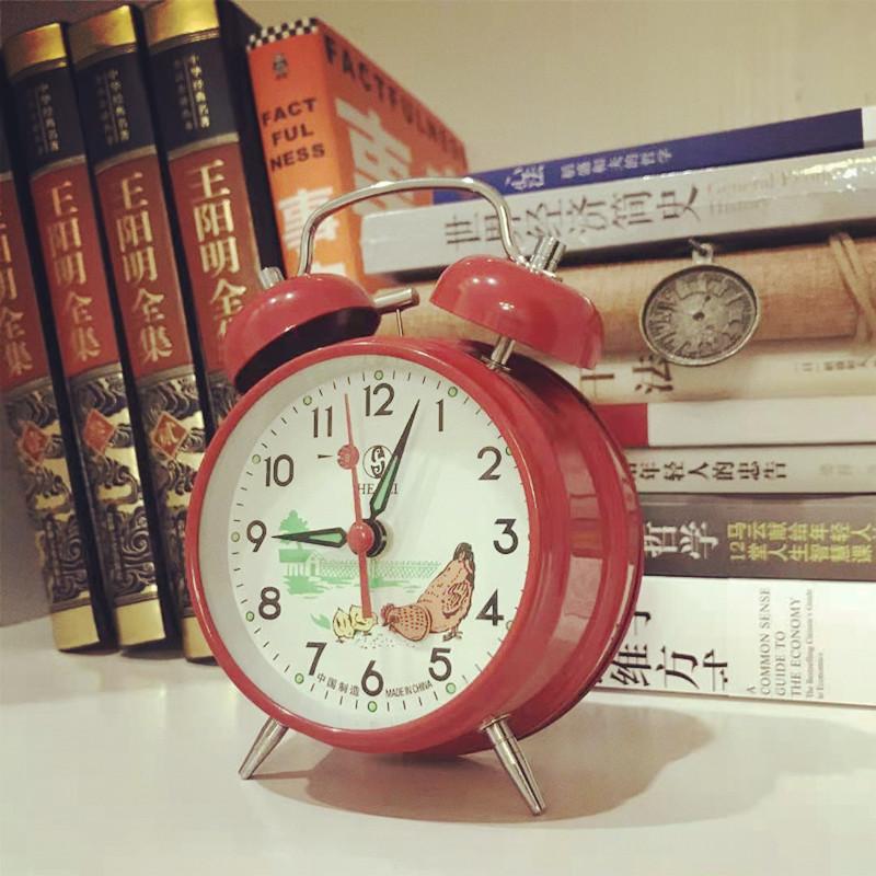 Mechanical Alarm Clock Vintage Chicken Pecking Rice Loud Children's Clockwork Desk Clock Luminous Metal Table Decoration Gift