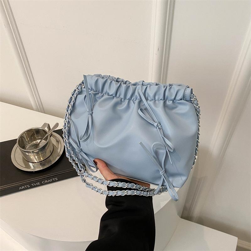 Black White Fashion Large Capacity Fold Design Bow Simple Casual Crossbody Bag Commuter Bucket Bag Stylish Shoulder Bag 1 pack