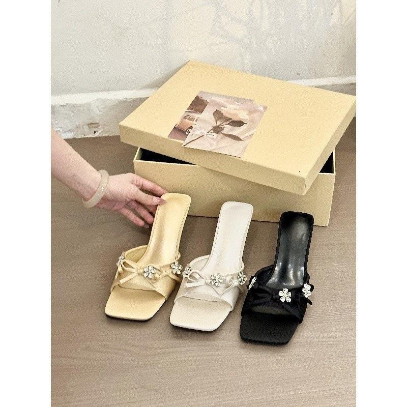 Französische Zehensandalen Damen Sommer High-End-Stil Einzeilige Zehensandalen Strassschuhe Hochhackige Sandalen