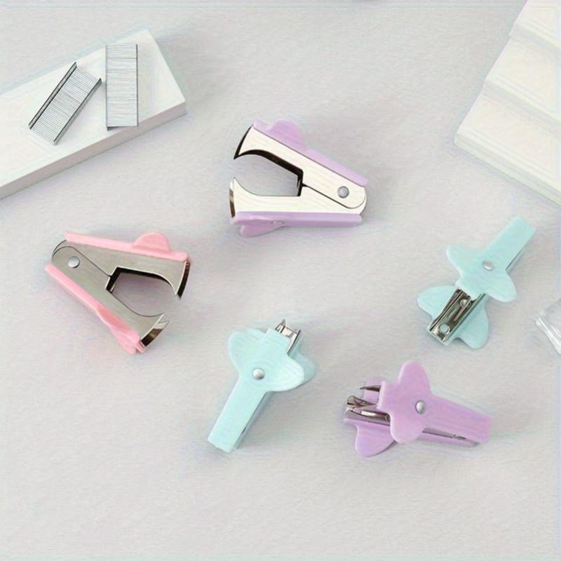 2 Pezzi Colori Casuali Ufficio Scrivania Punti Metallici Cucitrice Levatrice Strumenti di Cancelleria Levatrice per Punti Metallici per Accessori da Scrivania