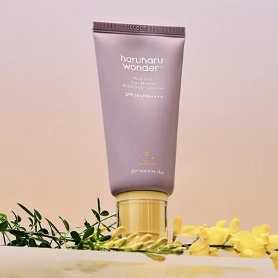 Haruharu Wonder Schwarzer Reis Pure Mineral Relief Täglicher Sonnenschutz 50mL