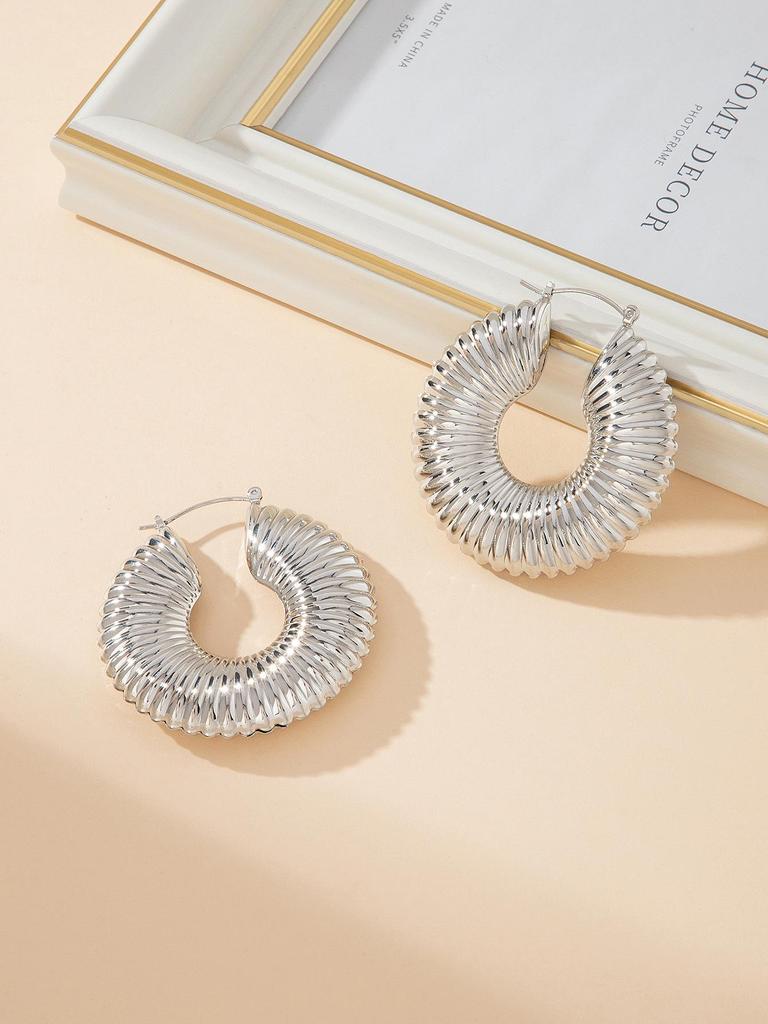Large Statement Striped Round Earrings for Trendy Women - Versatile for Parties, Banquets, and Nightclubs